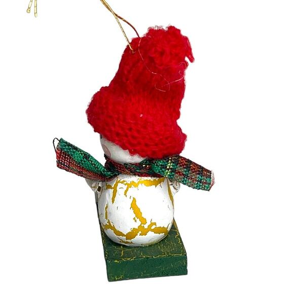 Vintage Wooden Snowmen Sledding Christmas Ornament - Picture 6 of 10